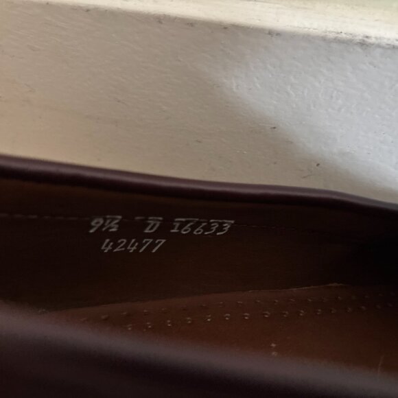 Allen Edmonds Walden Burgundy/ Oxblood Loafers/ Slip on Shoes - 9.5D - Picture 4 of 8